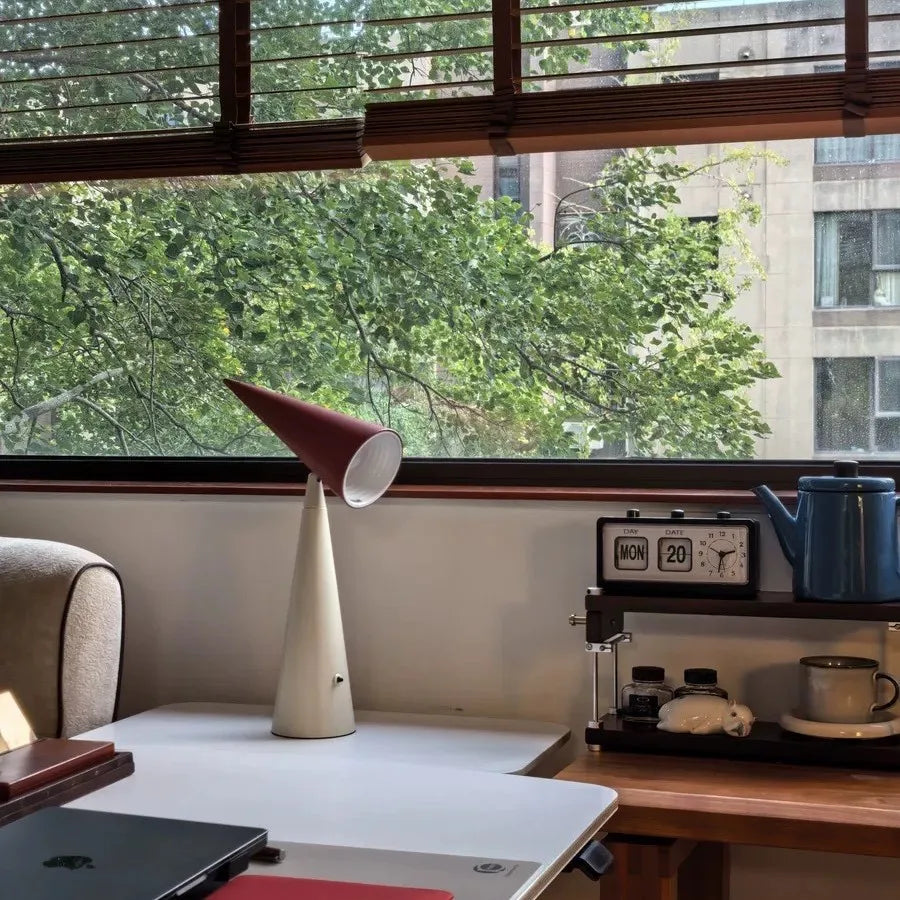 Modern Red Tube LED Table Lamp — Dimmable 3-Color Reading Light