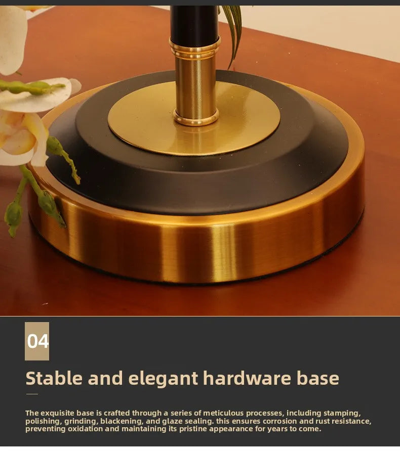 American Style Minimalist Dimmable Bedside Table Lamp