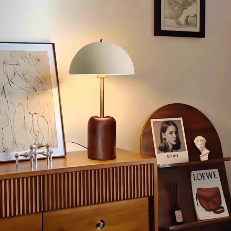 Retro Southeast Asian Solid Wood Table Lamp — Bedside Light