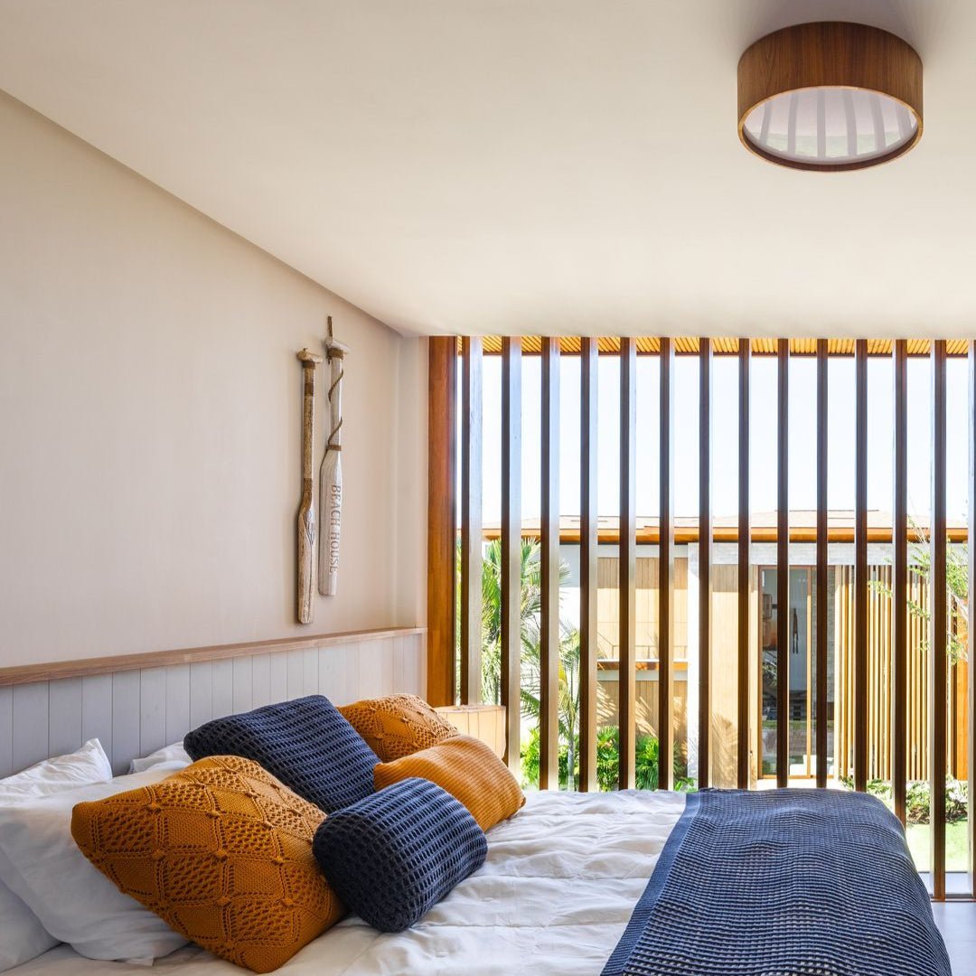 Cylindrical Wooden Ceiling Light - Hans Lumiere