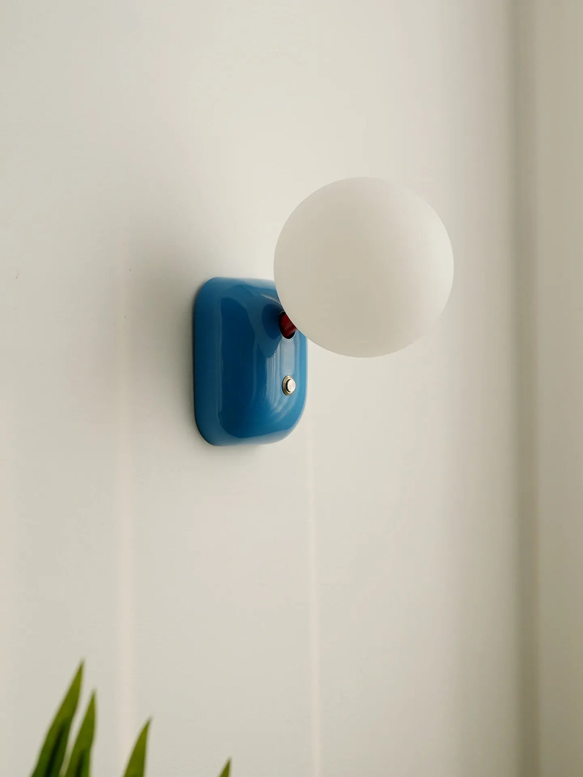 Dopamine Cartoon Kids' Room Wall Night Light - Hans Lumiere