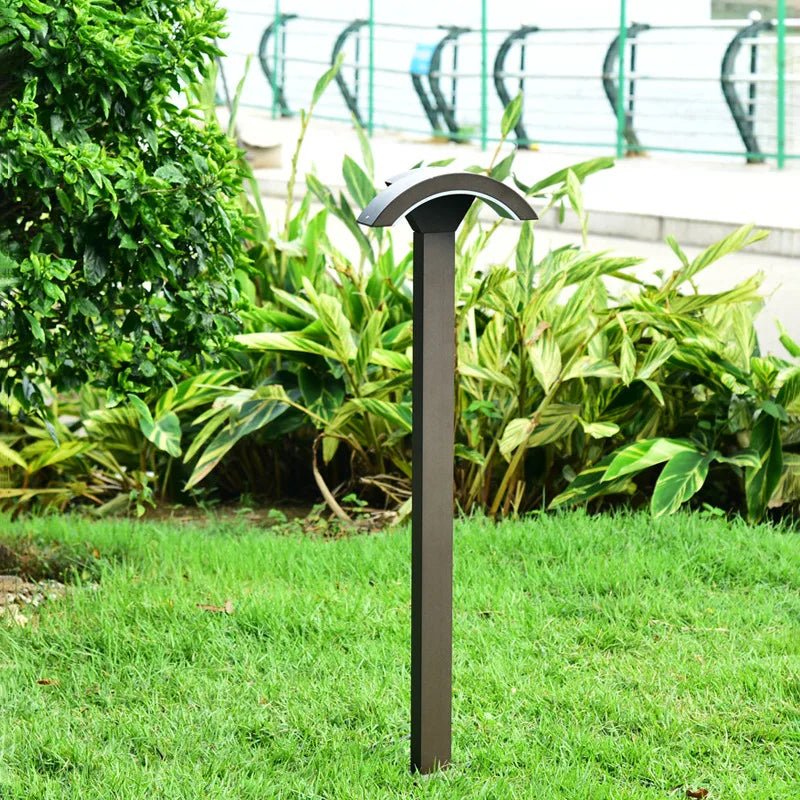 Fan - Shaped Minimalist Outdoor Waterproof LED Lawn Lamp - Hans Lumiere