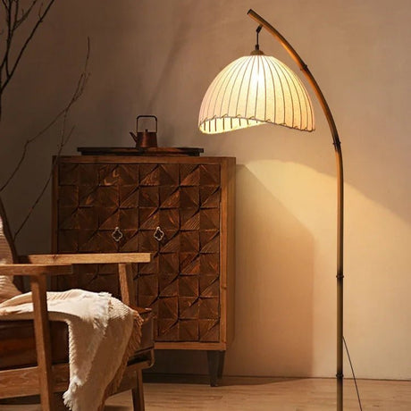 Modern Retro Style Bedside Fabric Floor Lamp - Hans Lumiere
