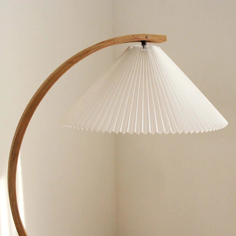Nordic Pleated Solid Wood Floor Lamp - Hans Lumiere