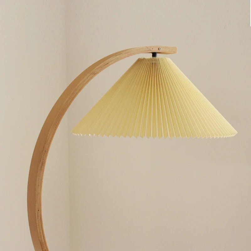 Nordic Pleated Solid Wood Floor Lamp - Hans Lumiere