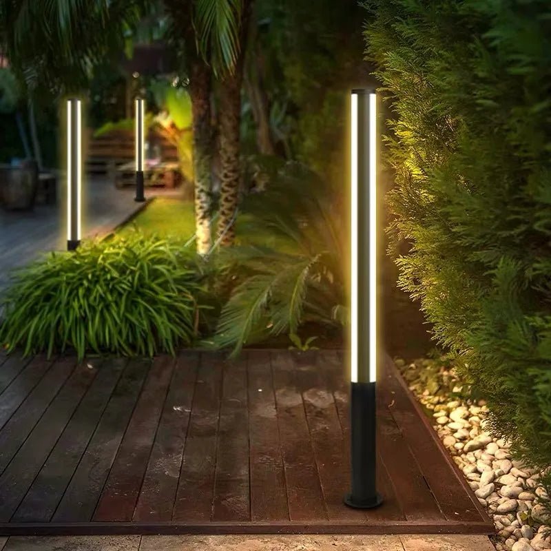 Outdoor Overlong Trihedral Luminescence LED Lawn Light - Hans Lumiere