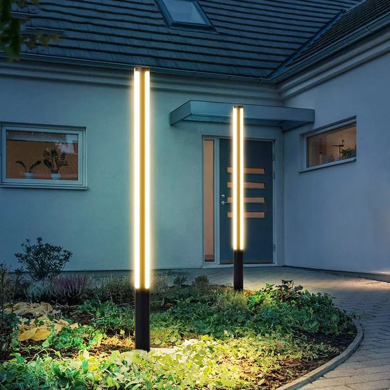 Outdoor Overlong Trihedral Luminescence LED Lawn Light - Hans Lumiere