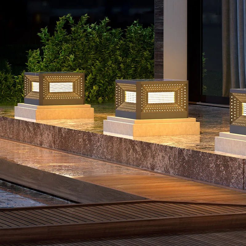 Outdoor Solar Courtyard Pillar Lamp - Hans Lumiere