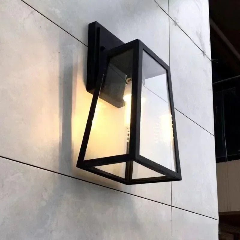 Thickened Outdoor European Style Wall Lamp - Hans Lumiere