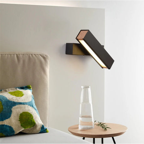 Wooden Nordic Wall Lamp - Hans Lumiere