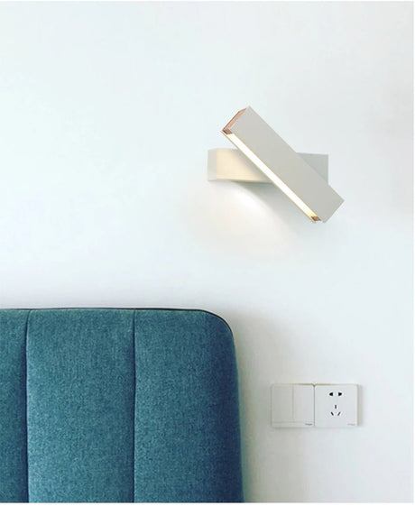 Wooden Nordic Wall Lamp - Hans Lumiere