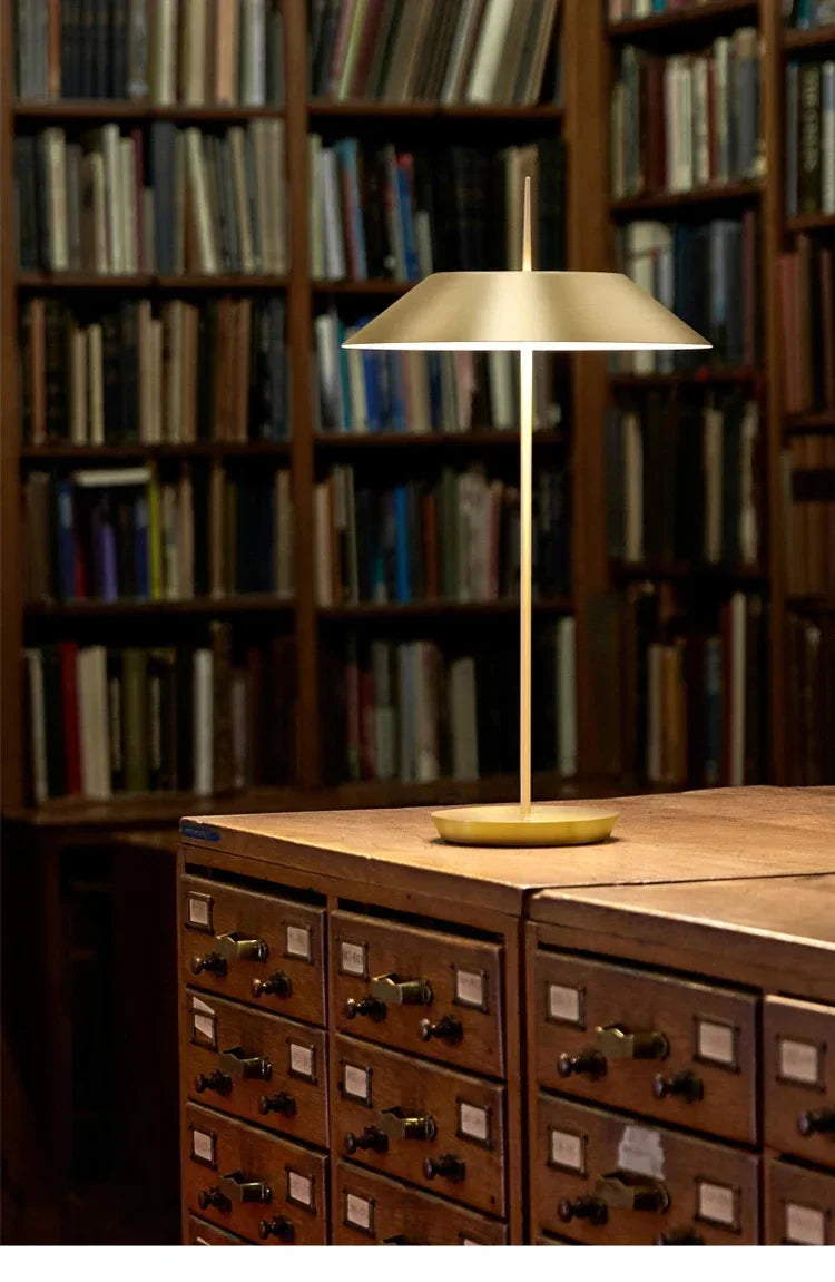 Italian Black & Gold Nordic Bedside Table Lamp
