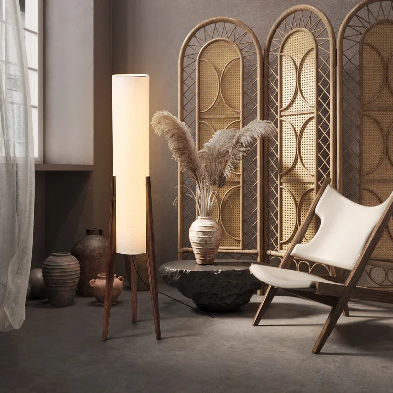 Japanese Retro Wabi-Sabi Solid Wood Floor Lamp
