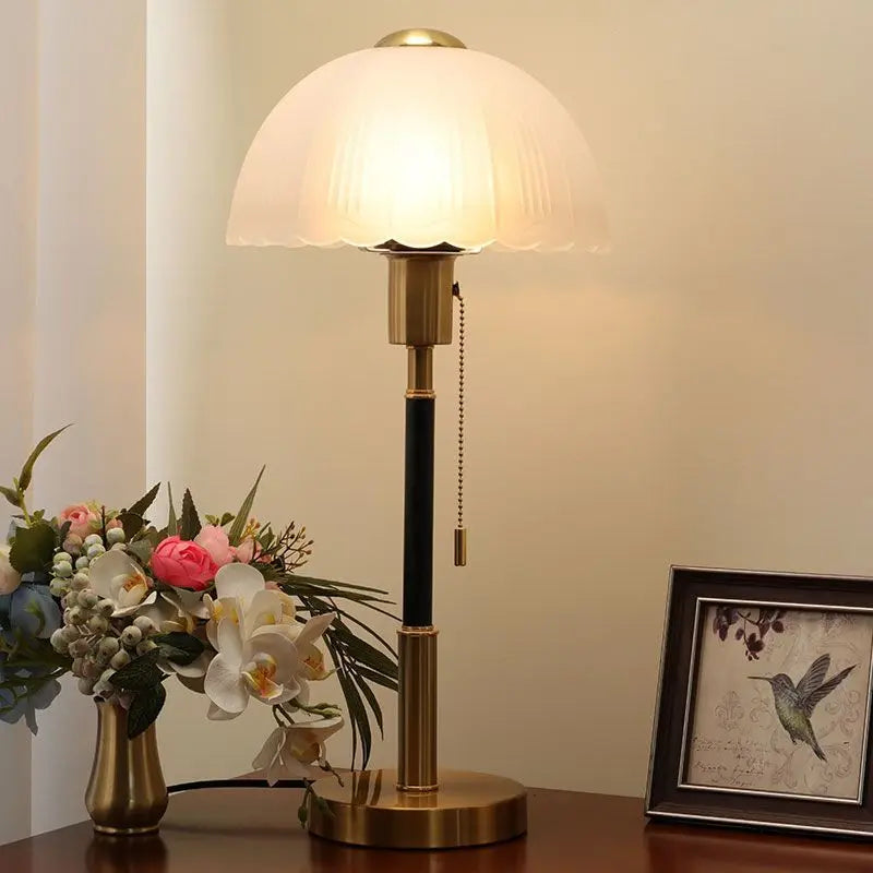 American Style Minimalist Dimmable Bedside Table Lamp