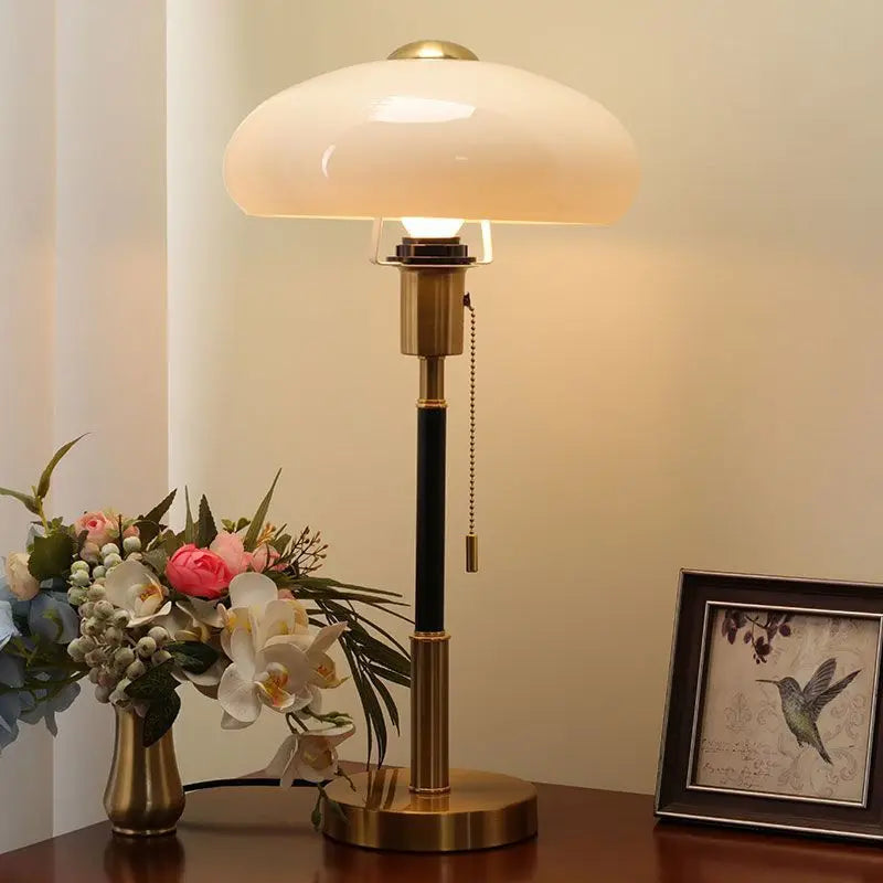 American Style Minimalist Dimmable Bedside Table Lamp
