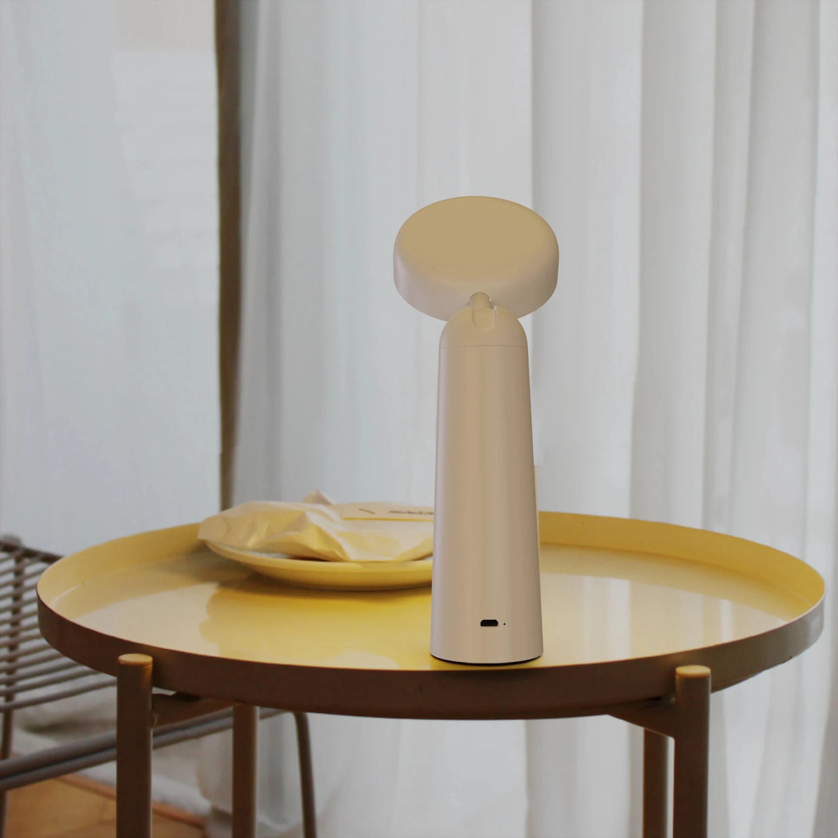 Aesthetic Creative Touch Rechargeable Table Lamp - Hans Lumiere