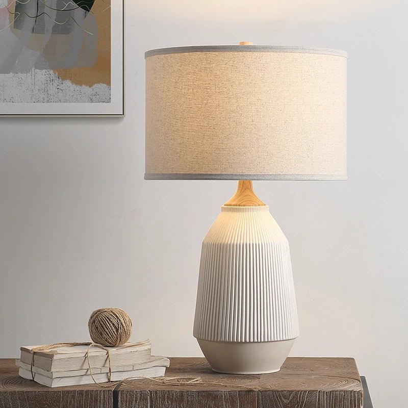 American Retro Ceramic Decorative LED Table Lamp - Hans Lumiere