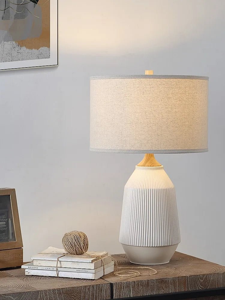American Retro Ceramic Decorative LED Table Lamp - Hans Lumiere