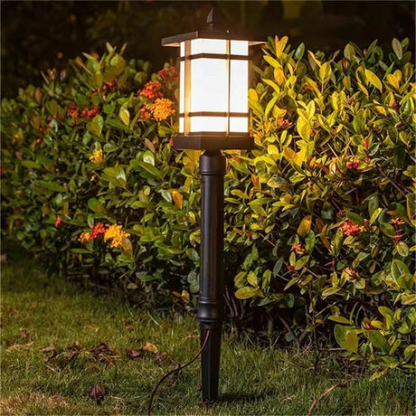 Classical Outdoor Lawn Lamp - Hans Lumiere