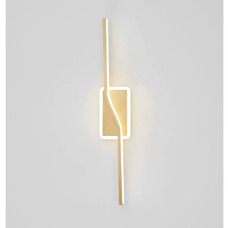 Contemporary Gold Brass Wall Lamp - Hans Lumiere