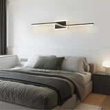 Contemporary Gold Brass Wall Lamp - Hans Lumiere