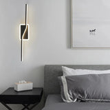 Contemporary Gold Brass Wall Lamp - Hans Lumiere