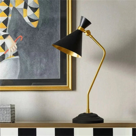 Creative Desk Light Decorative Table Lamp - Hans Lumiere