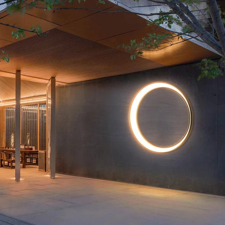 Creative Round Moon Outdoor Lamp - Hans Lumiere