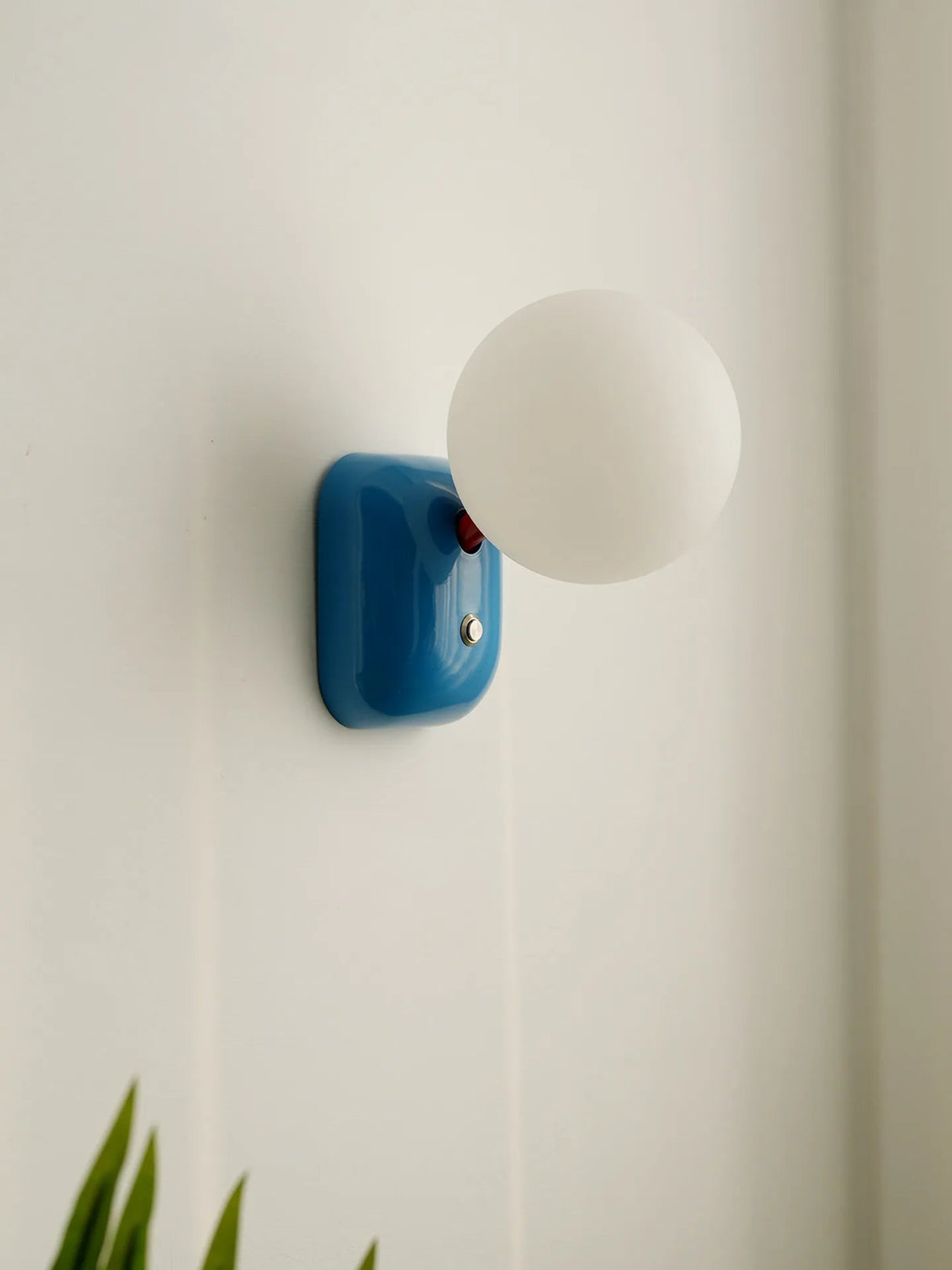 Dopamine Cartoon Kids' Room Wall Night Light - Hans Lumiere