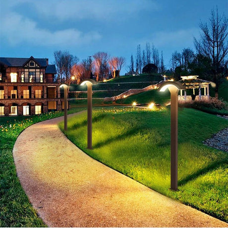 Fan - Shaped Minimalist Outdoor Waterproof LED Lawn Lamp - Hans Lumiere
