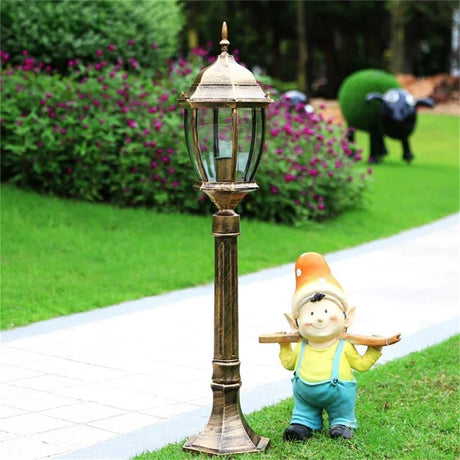 Garden Retro Outdoor Lawn Light - Hans Lumiere
