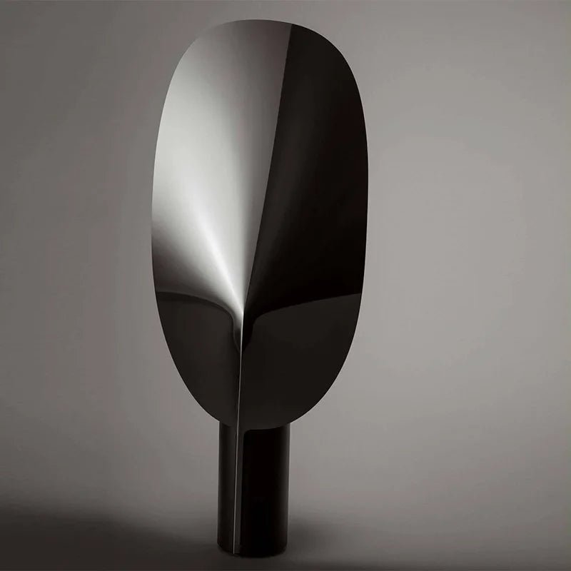 Greenlighting Minimalist Metal Eye Protection Bed Lamp - Hans Lumiere
