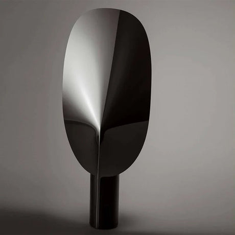 Greenlighting Minimalist Metal Eye Protection Bed Lamp - Hans Lumiere