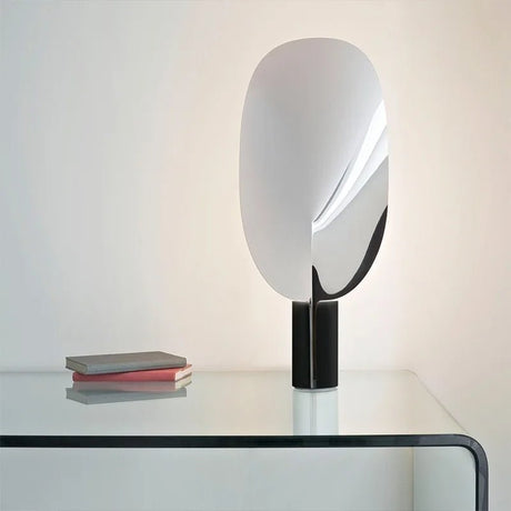 Greenlighting Minimalist Metal Eye Protection Bed Lamp - Hans Lumiere