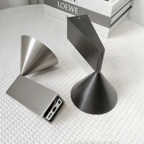 Italian Conical Aluminum Wall Sconce – Modern Bedside & Corridor Light - Hans Lumiere