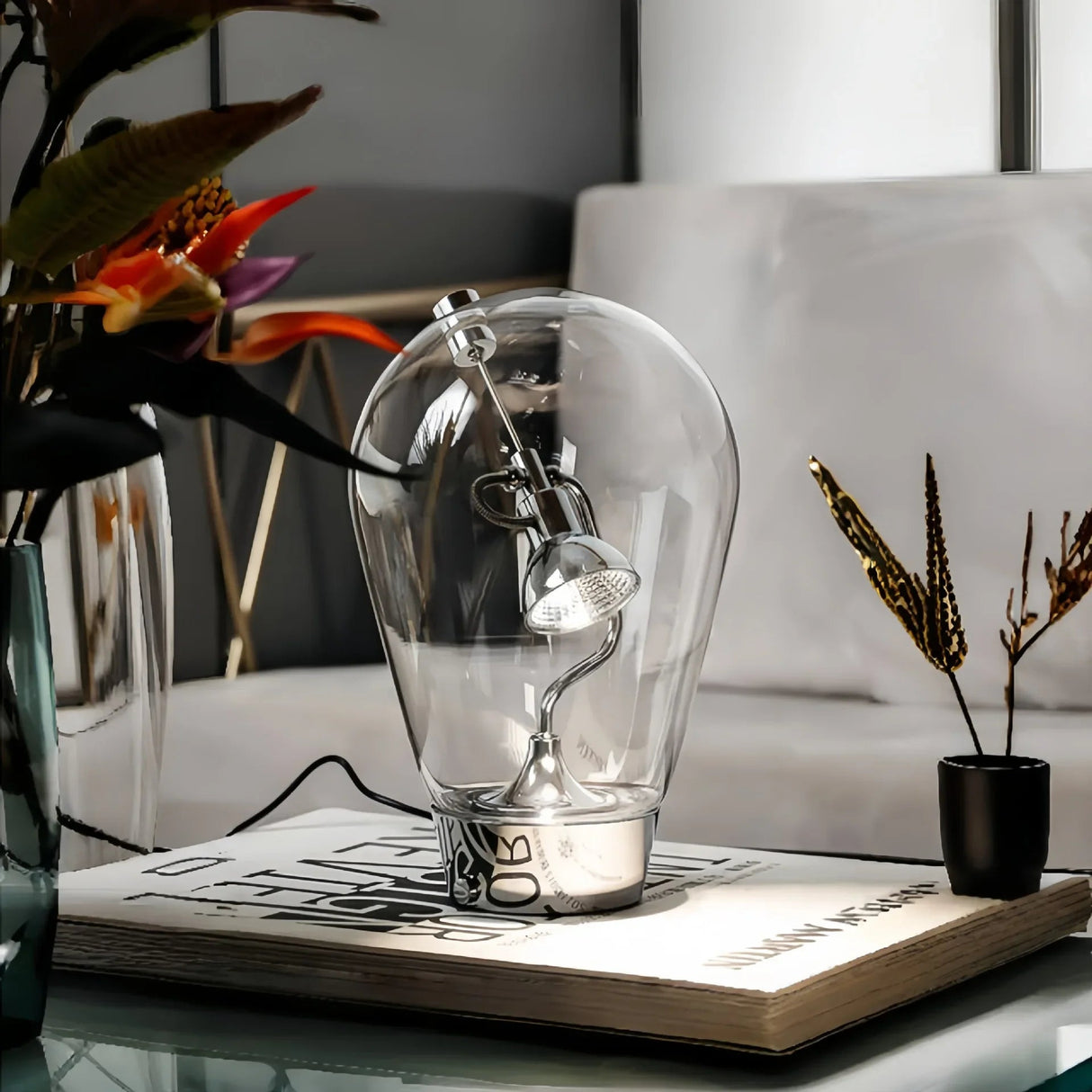 Italian Design Satellite Glass LED Table Lamp - Hans Lumiere