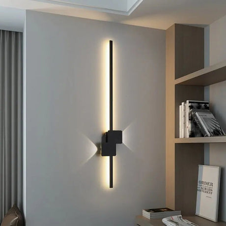 Minimalist Long LED Wall Sconce – Modern Metal Wall Light, 60/90/120cm - Hans Lumiere