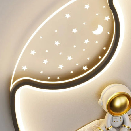 Modern Astronaut LED Ceiling Lamp - Hans Lumiere