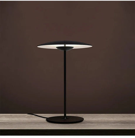Modern Bamboo Hat Table Lamp - Hans Lumiere