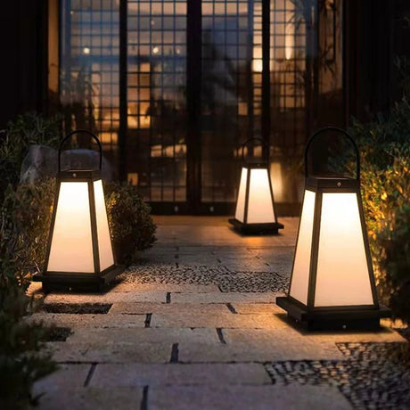 Modern Outdoor Solar Lawn Lamp - Hans Lumiere