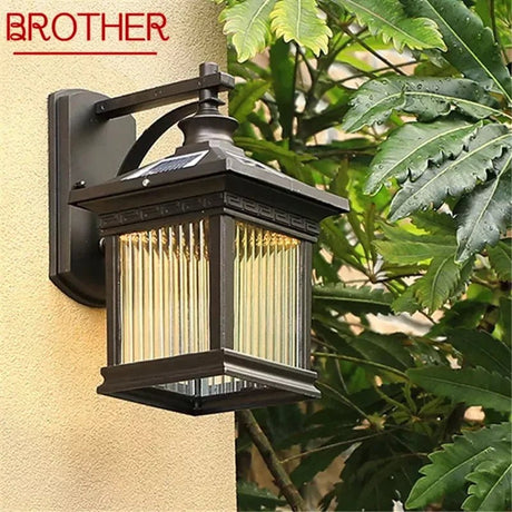 Modern Outdoor Solar Wall Light Fixture - Hans Lumiere