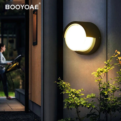 Modern Outdoor Wall Lighting - Hans Lumiere