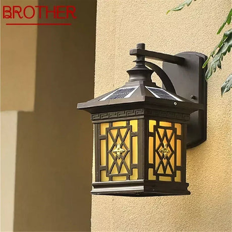Modern Solar Outdoor Wall Light Fixture - Hans Lumiere
