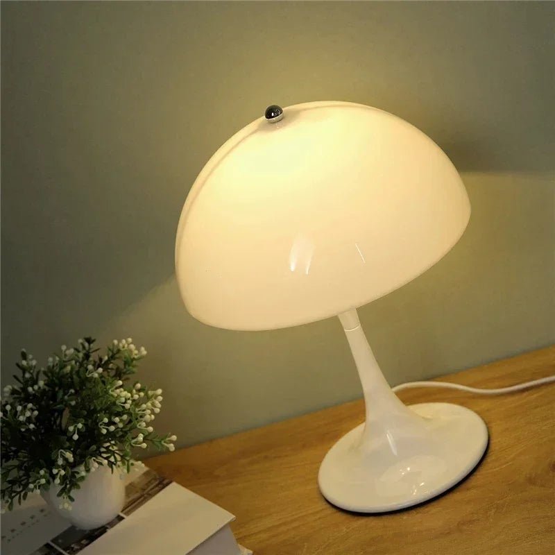 Modern White Mushroom Floor Light - Hans Lumiere