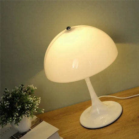 Modern White Mushroom Floor Light - Hans Lumiere
