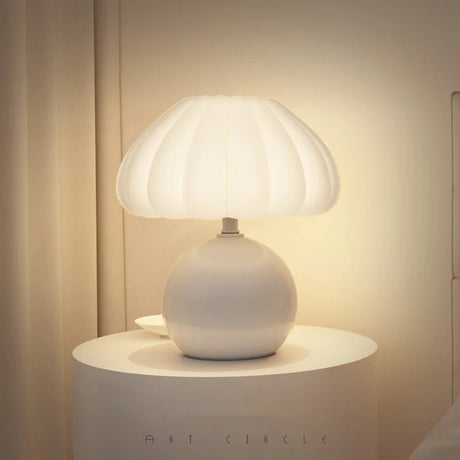Mushroom Bedside Lamp – Cream Night Light for Kids' Rooms - Hans Lumiere