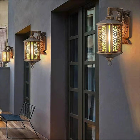 Outdoor Bronze Light LED Wall Lamp - Hans Lumiere
