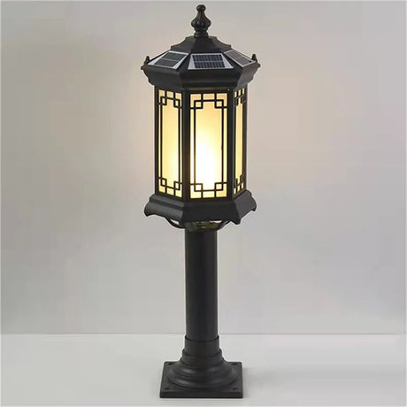 Retro Black Solar Lawn Lamp - Hans Lumiere