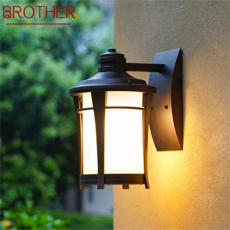 Retro Classical Outdoor Wall Lamp - Hans Lumiere