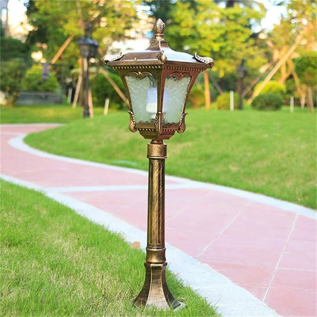 Retro Style Outdoor Lawn Light - Hans Lumiere